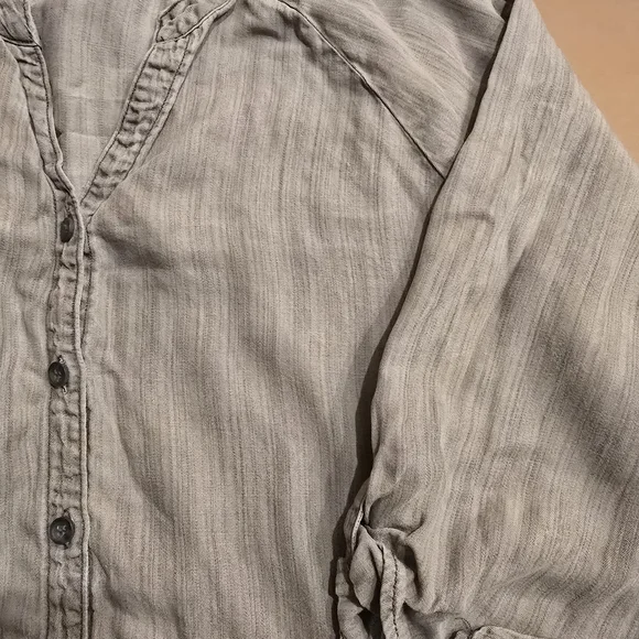 Women's Hester & Orchard Gray Fringe Button Down Shirt Size XL - Picture 3 of 9